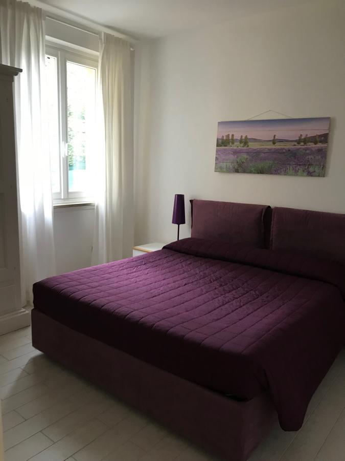 Aparthotel Residenza Le Logge Torri Del Benaco Exterior foto