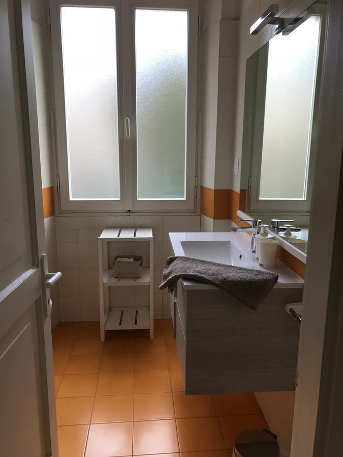 Aparthotel Residenza Le Logge Torri Del Benaco Exterior foto